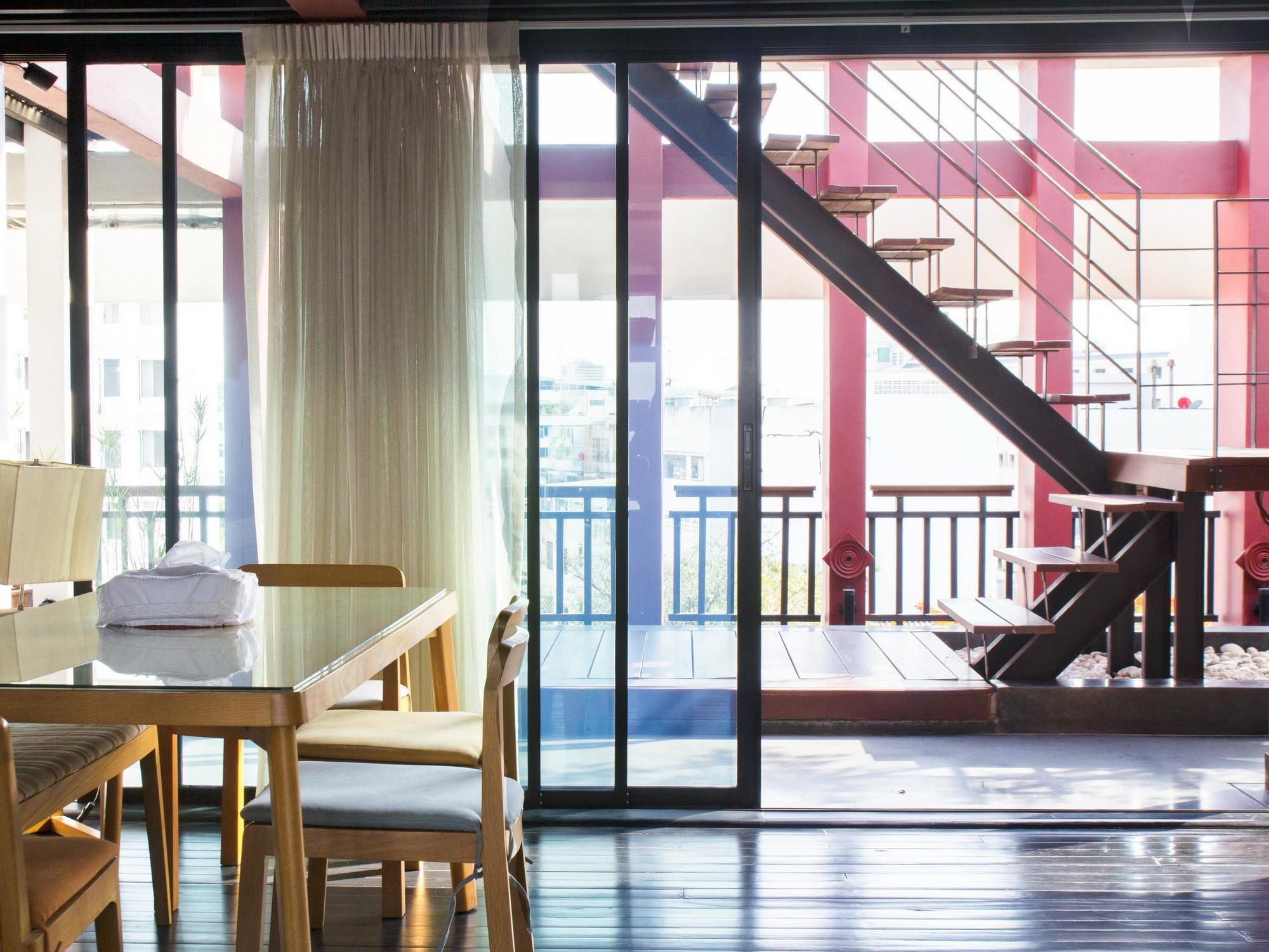 Loogchoob Homestay Bangkok Eksteriør billede